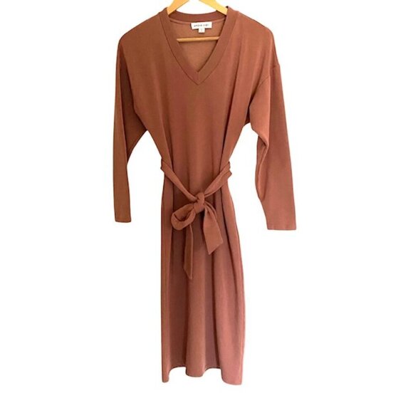 Amour Vert Ava Luxe Fleece Dress Small - Picture 2 of 5